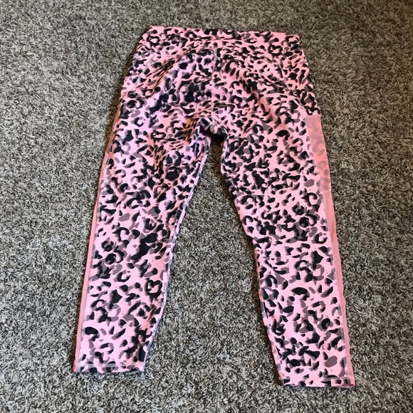 Fabletics Powerhold Cheetah Athletic Leggings - Picture 5 of 6